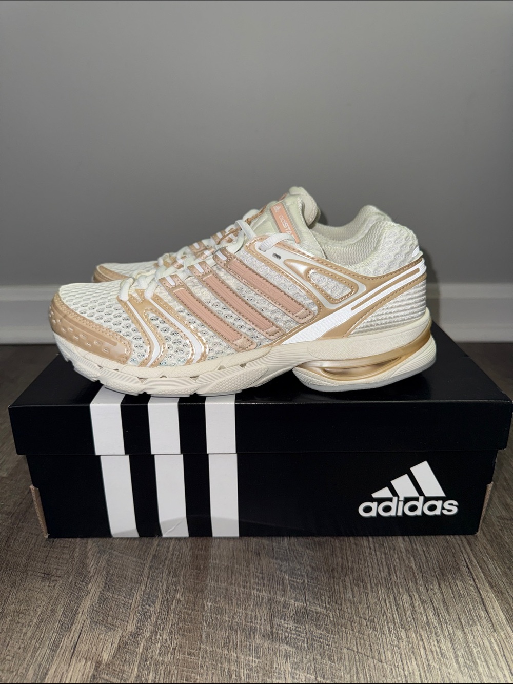 adidas Adistar Control 5